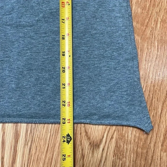 Lole Organic Cotton V Neck Tee Shirt Women’s S Closet Staple Basic Grey Casual - Picture 10 of 10